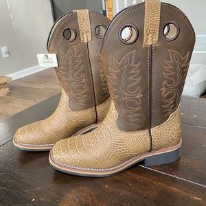 Cody James Boots- used once